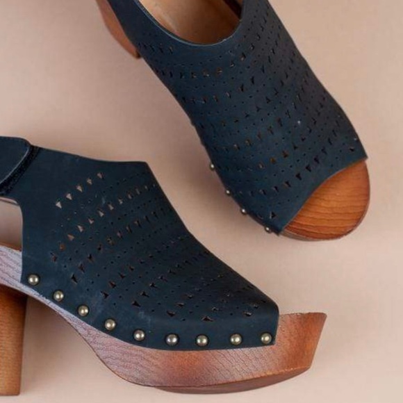 Liz Peep Toe Heels Black & Brown - Picture 2 of 5